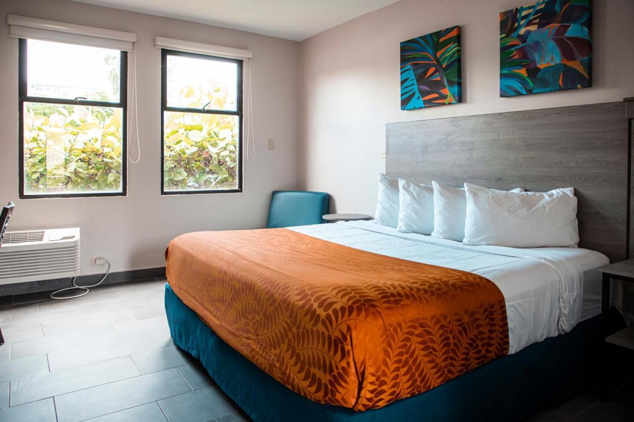 Parador El Faro Aguadilla Eksteriør billede